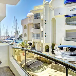 puerto-marina-apartamento-exclusivo-benalmadena.1costadelsol.com/