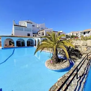 right-by-the-pool-area-in-capistrano-village.hotelsinnerja.org/