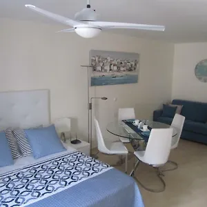 los-cristianos-studio-modern-spacious-poolwifi.in-canary-islands.com/