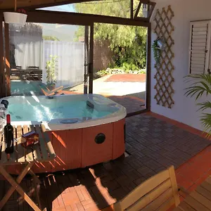 casa-cora-con-jacuzzi.in-canary-islands.com/